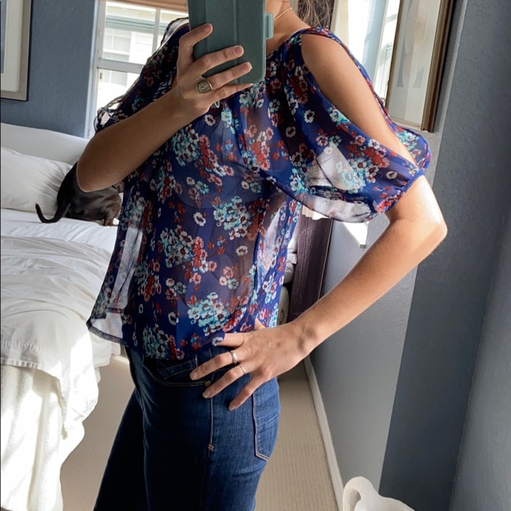 Flower Shirt - Picture 2 of 2